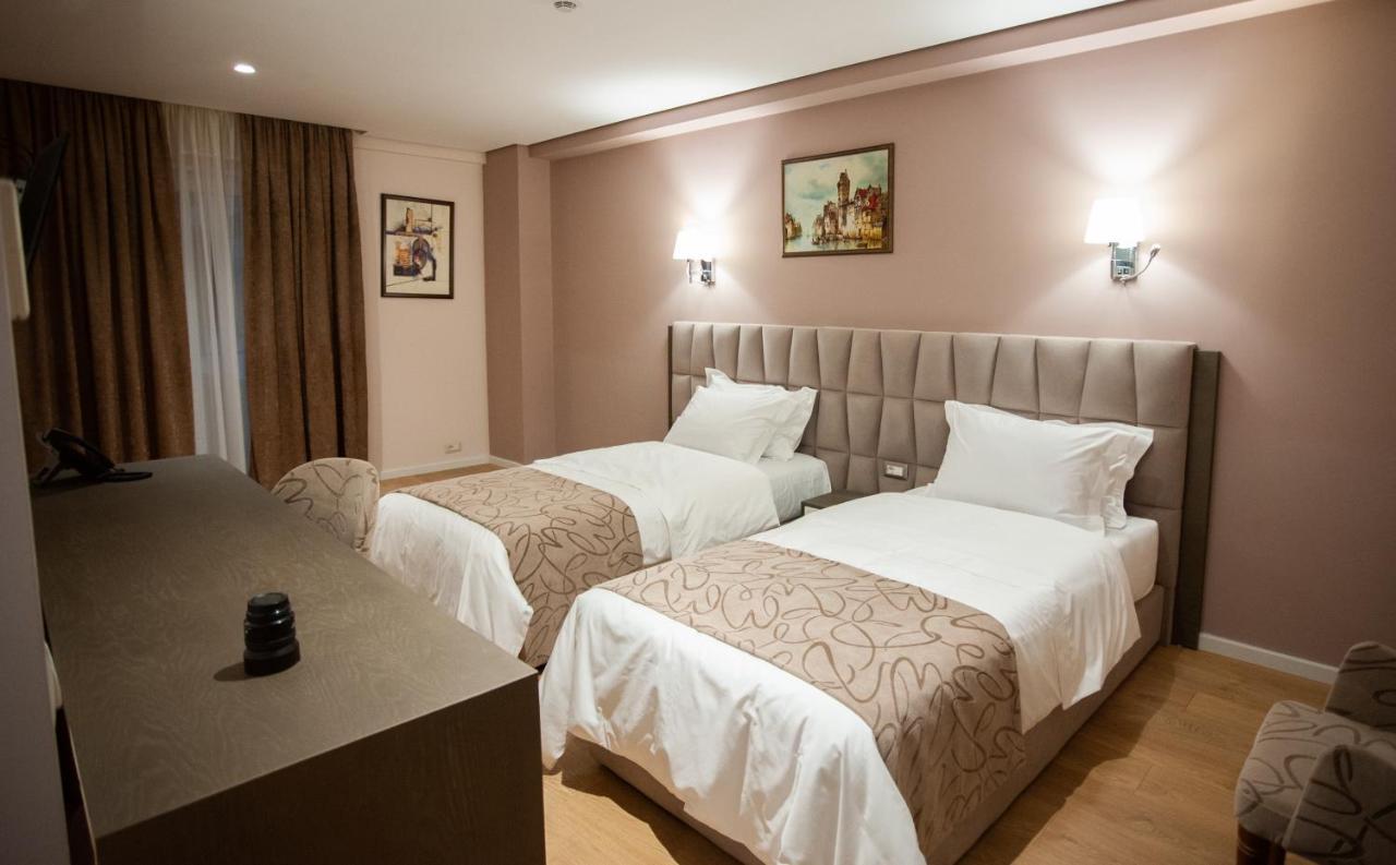Doanesia Premium Hotel & Spa Tirana Exteriér fotografie