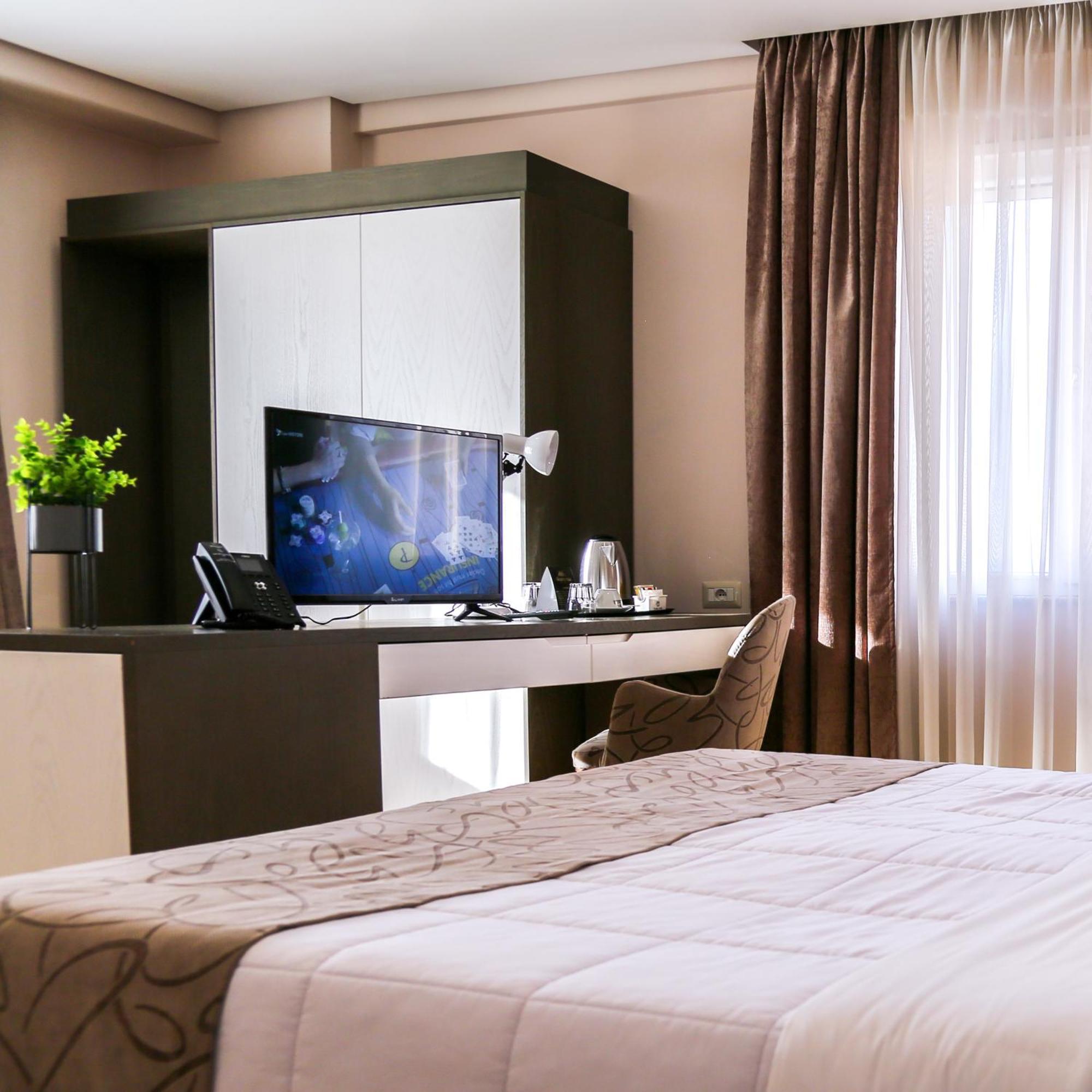 Doanesia Premium Hotel & Spa Tirana Exteriér fotografie